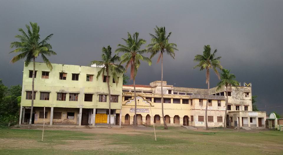 School Campus.https://mail.manikchakhighmadrasah.org/char01.png?w=600&h=600&fit=crop